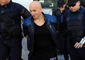 Ο Παναγιώτης Βλαστός υποσχέθηκε στους δικαστές ότι δεν θα τον ξαναδούν!