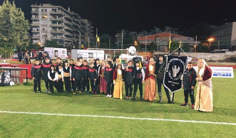 Η Ένωση Ποντίων Καλαμαριάς στο γήπεδο για τον Απόλλωνα Πόντου (φωτο)
