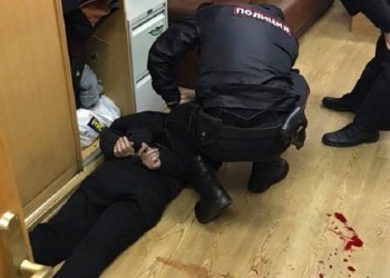 Επίθεση με μαχαίρι εναντίον δημοσιογράφου σε ρωσικό ραδιοφωνικό σταθμό