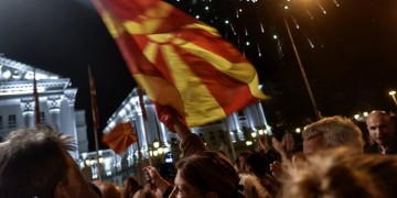 Εκλογές πΓΔΜ: Συντριβή για τον Γκρούεφσκι