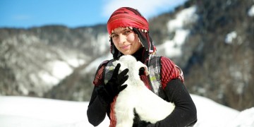 Στον Ερντογάν η ηρωίδα των παρχαριών, η 12χρονη βοσκοπούλα από τη Ριζούντα