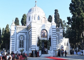 Στους Ρωμιούς της Πόλης επέστρεψε ο ναός του κοιμητηρίου του Σισλί (φωτο)