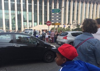 Αιματηρή επίθεση στο σιδηροδρομικό σταθμό της Μασσαλίας