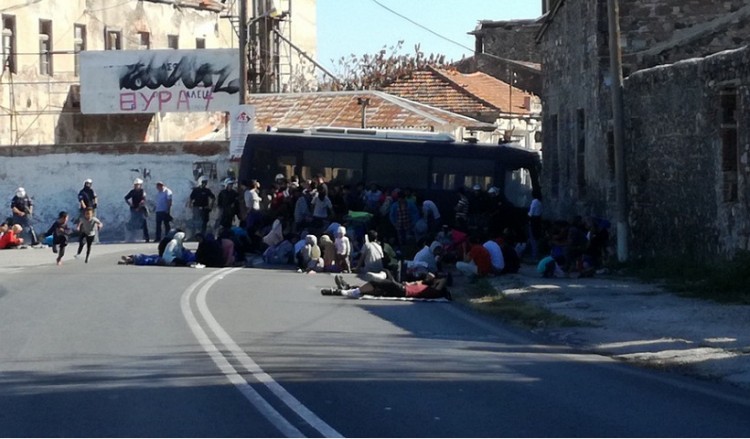 Μυτιλήνη: Νέα κινητοποίηση μεταναστών και προσφύγων από τον καταυλισμό της Μόριας