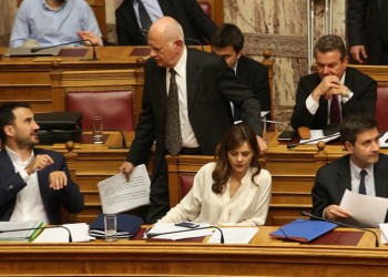 Τη Δευτέρα το πρώτο ραντεβού του οικονομικού επιτελείου με τους θεσμούς