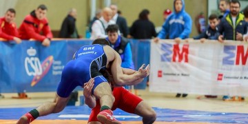 Οι εφοριακοί μαθαίνουν πάλη για την αυτοπροστασία τους