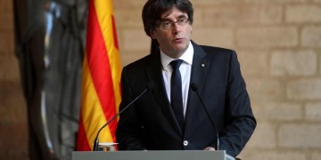 Γερμανία: Ελεύθερος με εγγύηση ο Κάρλες Πουτζδεμόν