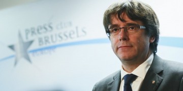 Παραδόθηκε στη βελγική αστυνομία ο Κάρλες Πουτζδεμόν