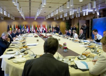 Η ΕΕ, με πρωτεργάτρια τη Μέρκελ, σκληραίνει τη στάση της προς την Τουρκία
