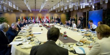 Η ΕΕ, με πρωτεργάτρια τη Μέρκελ, σκληραίνει τη στάση της προς την Τουρκία