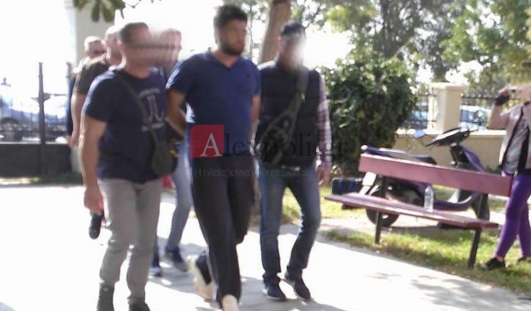 Φωτογραφίες και βίντεο του ISIS στο κινητό του Σύρου που συνελήφθη στην Αλεξανδρούπολη