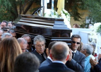 Το τελευταίο αντίο στον Μιχάλη Ζαφειρόπουλο