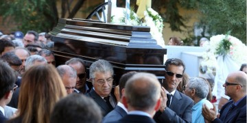 Το τελευταίο αντίο στον Μιχάλη Ζαφειρόπουλο