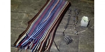 Πατρίδα, οικογένεια κι αγάπη – Ένα κεράκι από τη Συρία και μια υπόσχεση για ένα κομπολόι