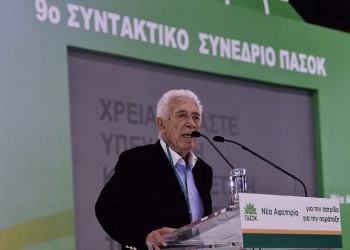 Πέθανε ο Μικρασιάτης δημοσιογράφος, πολιτικός και συγγραφέας Γιάννης Καψής (φωτο, βίντεο)