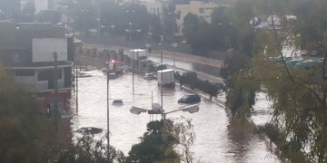 Ομαλοποιήθηκε η κατάσταση στο Κερατσίνι μετά τις πλημμύρες
