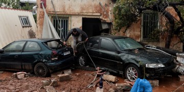 Πόρισμα-καταπέλτης για τις φονικές πλημμύρες στη Μάνδρα