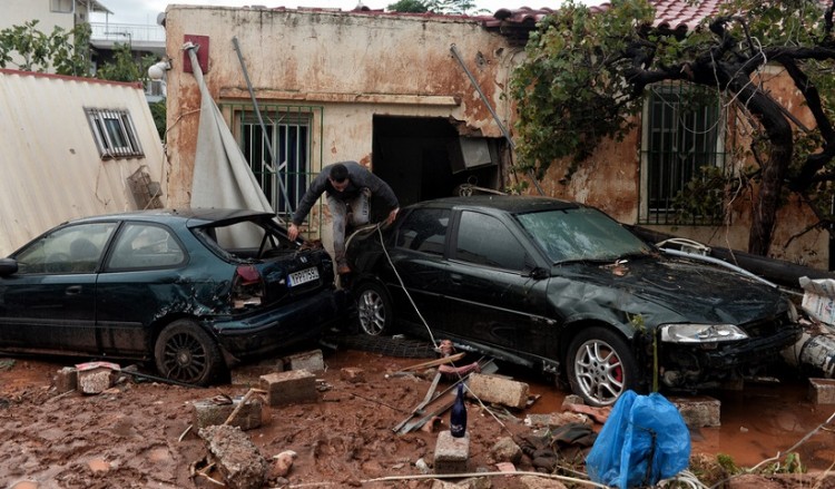 Πόρισμα-καταπέλτης για τις φονικές πλημμύρες στη Μάνδρα