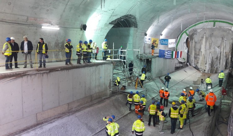 Στο Δημοτικό Θέατρο Πειραιά ο μετροπόντικας