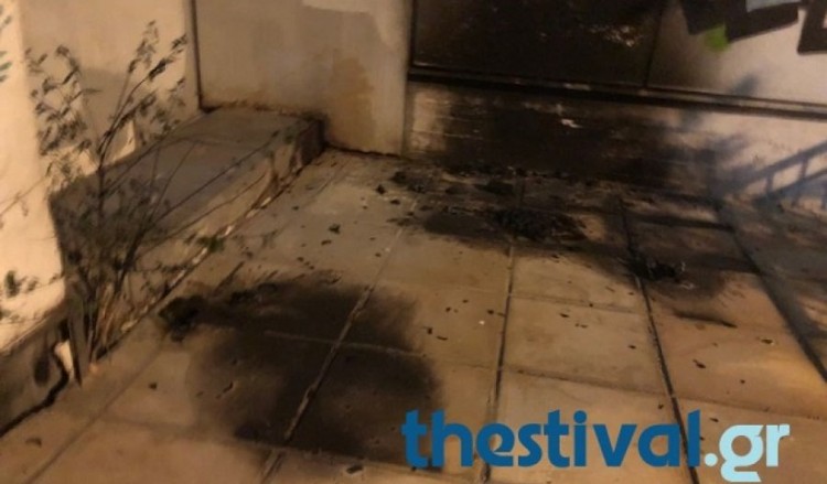 Μολότοφ σε κλούβα ΜΑΤ στη Θεσσαλονίκη