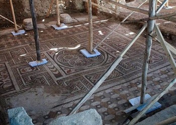 Ανακαλύφθηκε εντυπωσιακό μωσαϊκό δαπέδου στη Λαοδικεία (φωτο)