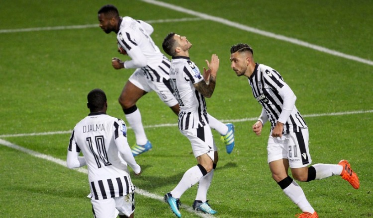 Super League: Έπιασε κορυφή ο ΠΑΟΚ, νίκησε 2-1 τον Ατρόμητο
