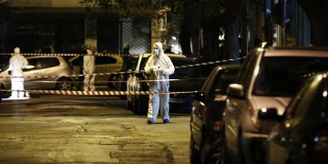 Την Επαναστατική Αυτοάμυνα «δείχνει» η ΕΛΑΣ για την επίθεση στο ΠΑΣΟΚ