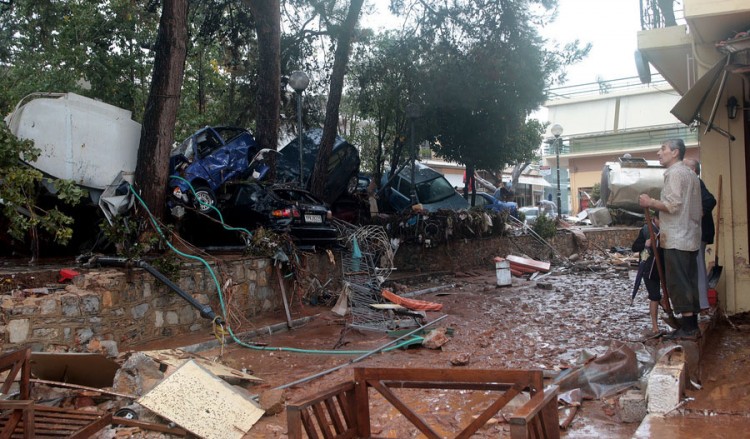 Η Ένωση Ποντίων Μάνδρας για την ασύλληπτη τραγωδία με τους 15 νεκρούς από την πλημμύρα