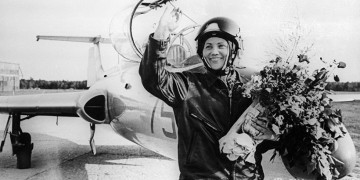 Πέθανε η Μαρίνα Ποπόβιτς: Η πρώτη γυναίκα πιλότος που έσπασε το φράγμα του ήχου