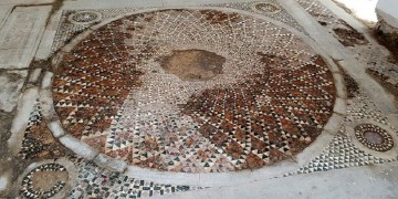 Ένα μωσαϊκό 100 τ.μ. κρυβόταν στην Παναγία Χρυσοκέφαλο, στην Τραπεζούντα