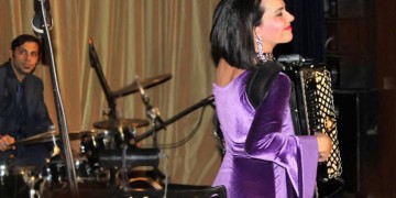 Πλήθος κόσμου στην εκδήλωση της Ζωής Τηγανούρια για την πληγείσα Σαμοθράκη (βίντεο)