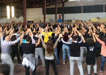 Σε Αθήνα και Βέροια οι χορευτές ετοιμάζονται για το 13ο Φεστιβάλ Ποντιακών Χορών της ΠΟΕ (βίντεο)