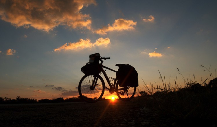 Από την Ελλάδα στην Ασία με ποδήλατο – Τρεις Έλληνες θα το επιχειρήσουν