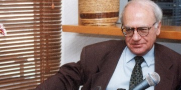 Πέθανε ο ιστορικός Σπύρος Ασδραχάς