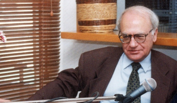 Πέθανε ο ιστορικός Σπύρος Ασδραχάς