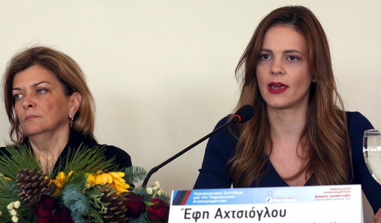 Αχτσιόγλου: Νέα ρύθμιση 120 δόσεων και κούρεμα βασικής οφειλής στα ασφαλιστικά ταμεία