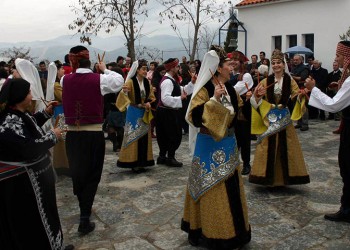 Άρωμα «προσφυγιάς» έχουν Χριστούγεννα και Πρωτοχρονιά σε ανατολική Μακεδονία και Θράκη (φωτο)