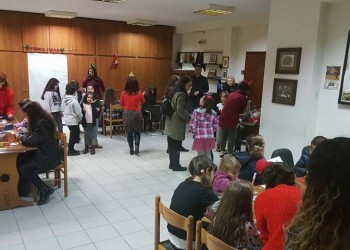 Ποντιακά κάλαντα έψαλαν τα παιδιά του «Εύξεινου Πόντου» Κομοτηνής στον Αϊ-Βασίλη