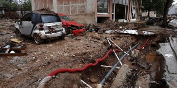 Αττική: 1,4 εκατ. ευρώ για πληγείσες επιχειρήσεις από πλημμύρες και φωτιές