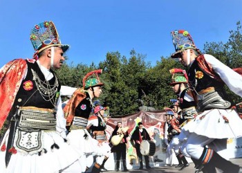 Αποκλειστικό: Οι Μωμόγεροι του Κώστα Αλεξανδρίδη και στη Λιβερά της Τραπεζούντας