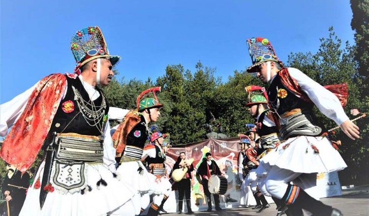 Αποκλειστικό: Οι Μωμόγεροι του Κώστα Αλεξανδρίδη και στη Λιβερά της Τραπεζούντας