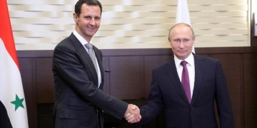 Στη Συρία ο Πούτιν: Ανακοίνωσε την απόσυρση ρωσικών στρατευμάτων