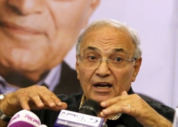 Απελάθηκε ο πρώην πρωθυπουργός της Αιγύπτου