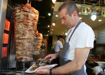 Πιο ακριβό το σουβλάκι από την Πρωτομαγιά! – Πόσο θα στοιχίζει