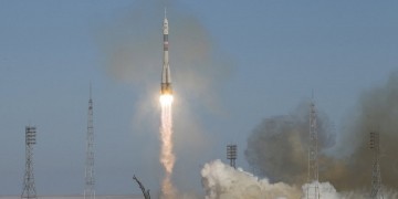 Ο πύραυλος Soyuz προσδέθηκε με επιτυχία στον Διεθνή Διαστημικό Σταθμό