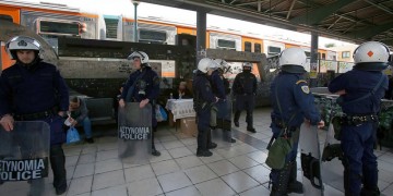 Από αστυνομικούς η φύλαξη των σταθμών του μετρό και του ηλεκτρικού