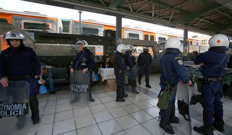 Από αστυνομικούς η φύλαξη των σταθμών του μετρό και του ηλεκτρικού