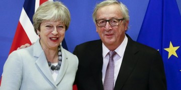 Brexit: Επιτεύχθηκε μια πρώτη συμφωνία Βρετανίας-ΕΕ