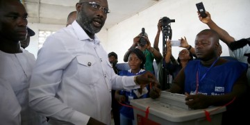 Νέος πρόεδρος της Λιβερίας ο πρώην σταρ του ποδοσφαίρου Τζορτζ Γουεά