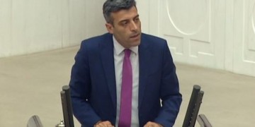 Τούρκος βουλευτής απειλεί τον Πάνο Καμμένο